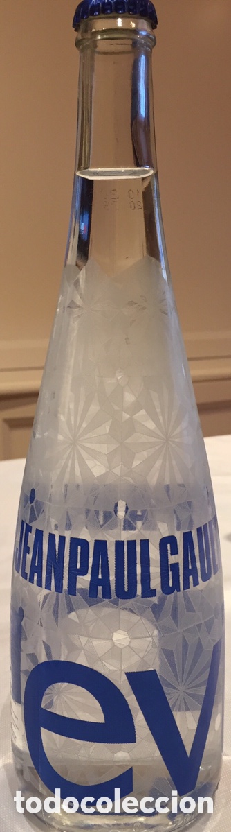 Otras botellas y bebidas antiguas de colecci&oacute;n: Botella de colecci&oacute;n - Foto 2
