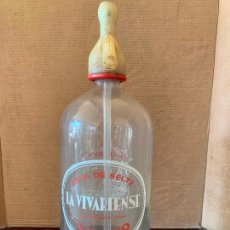 Otras Botellas y Bebidas Antiguas de colección: ANTIGUO SIFON... AGUA DE SELTZ LA VIVARIENSE. VIVERO. . CAPUCHON DE PLASTICO. Lote 388801569