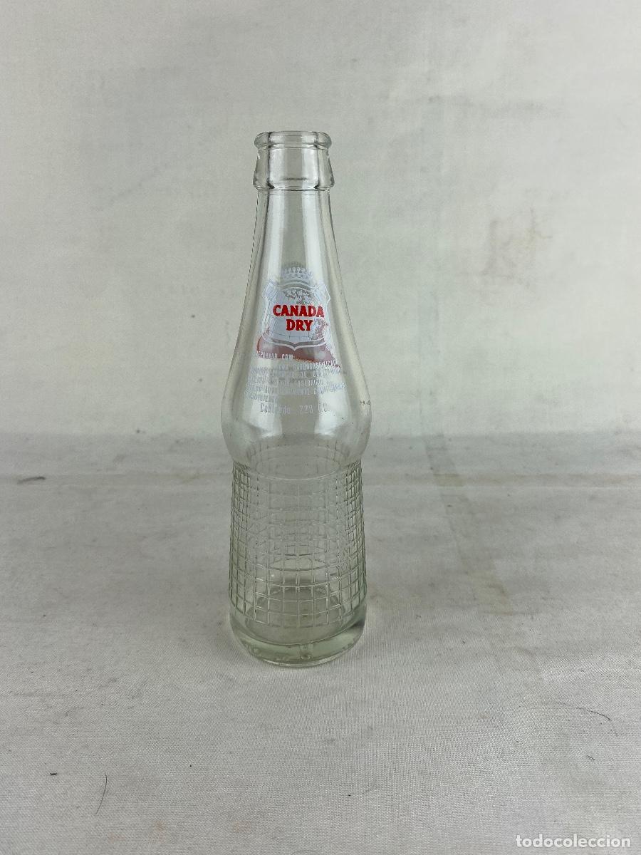 Otras botellas y bebidas antiguas de colecci&oacute;n: Botella Spur - Foto 3