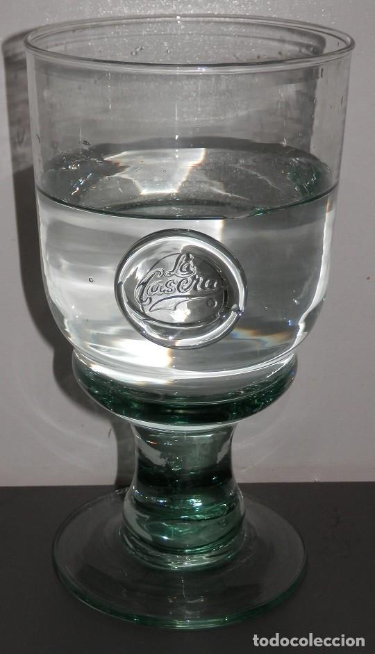 Otras botellas y bebidas antiguas de colecci&oacute;n: COPA DE LA CASERA - Foto 1