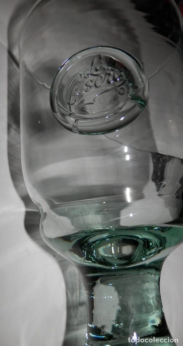 Otras botellas y bebidas antiguas de colecci&oacute;n: COPA DE LA CASERA - Foto 2