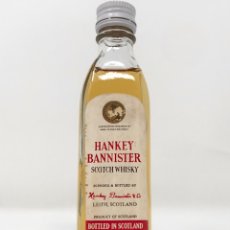 Otras Botellas y Bebidas Antiguas de colección: HANKEY BANNISTER SCOTCH WHISKY, DE LOS AÑOS 70, DE 5CL, MINIATURA/BOTELLÍN