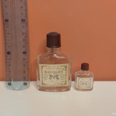 Otras Botellas y Bebidas Antiguas de colección: ALCOHOL DE MENTA RICQLES X2 FRASCOS VIDRIO CRISTAL FARMACIA MEDICINA