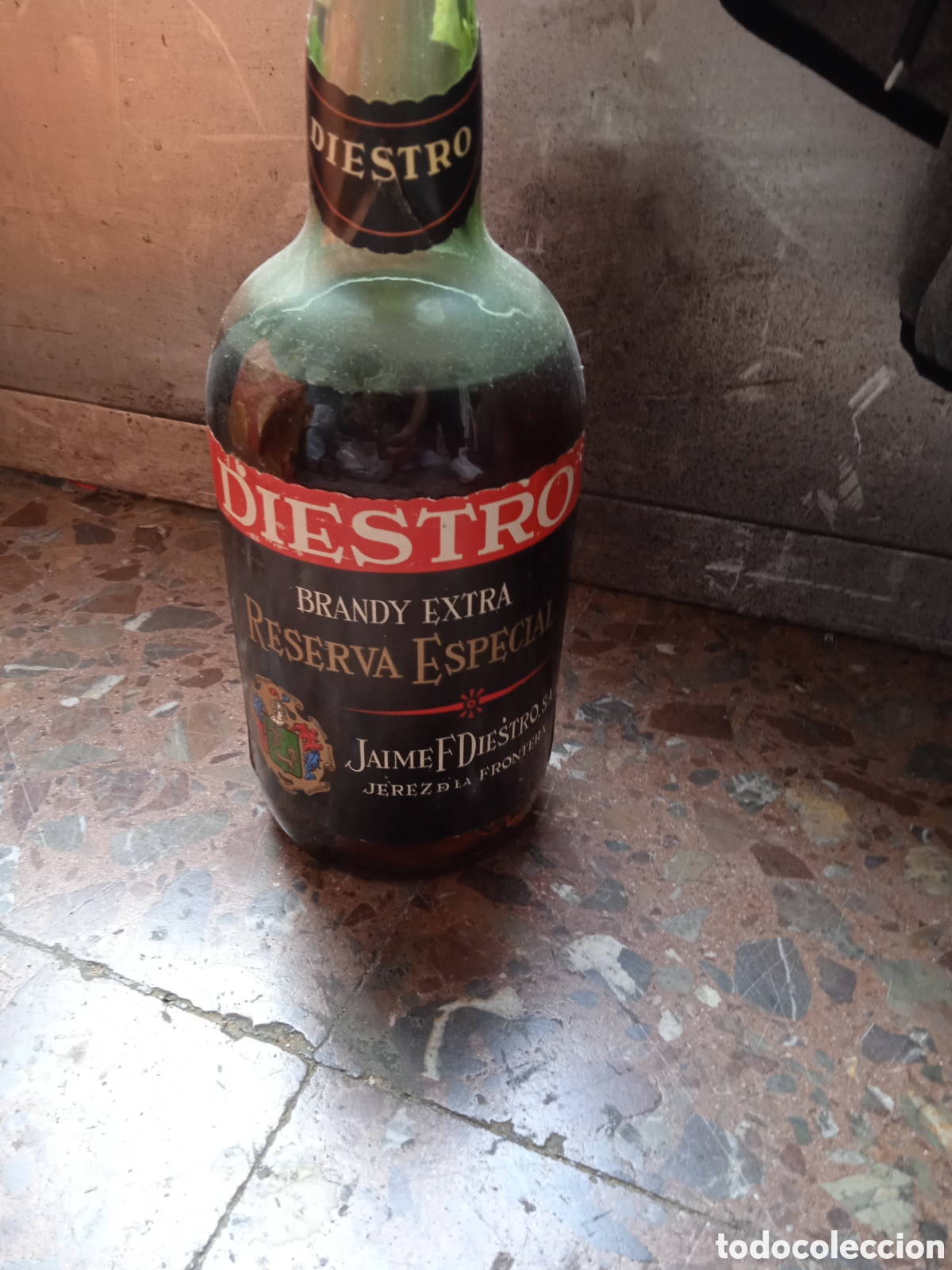Otras botellas y bebidas antiguas de colecci&oacute;n: Botella de brandy - Foto 2