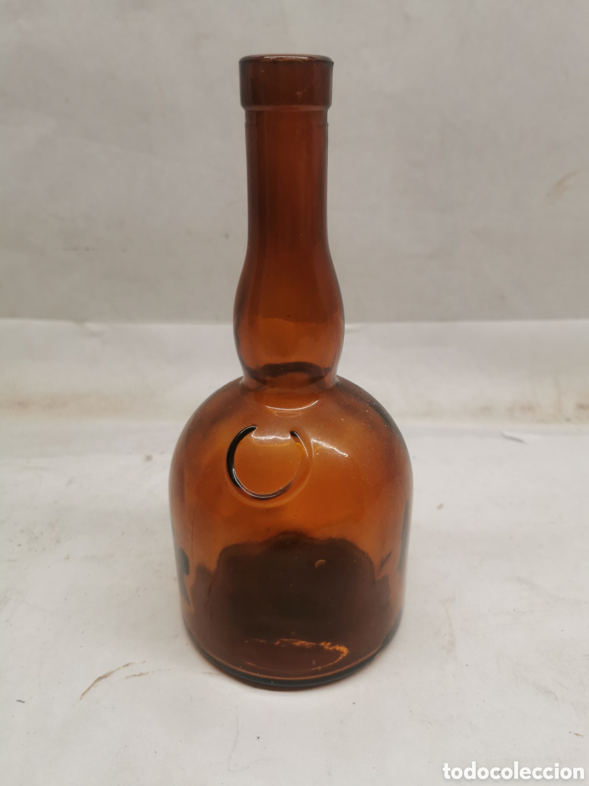 Otras botellas y bebidas antiguas de colecci&oacute;n: Botella licor franc&eacute;s - Foto 1