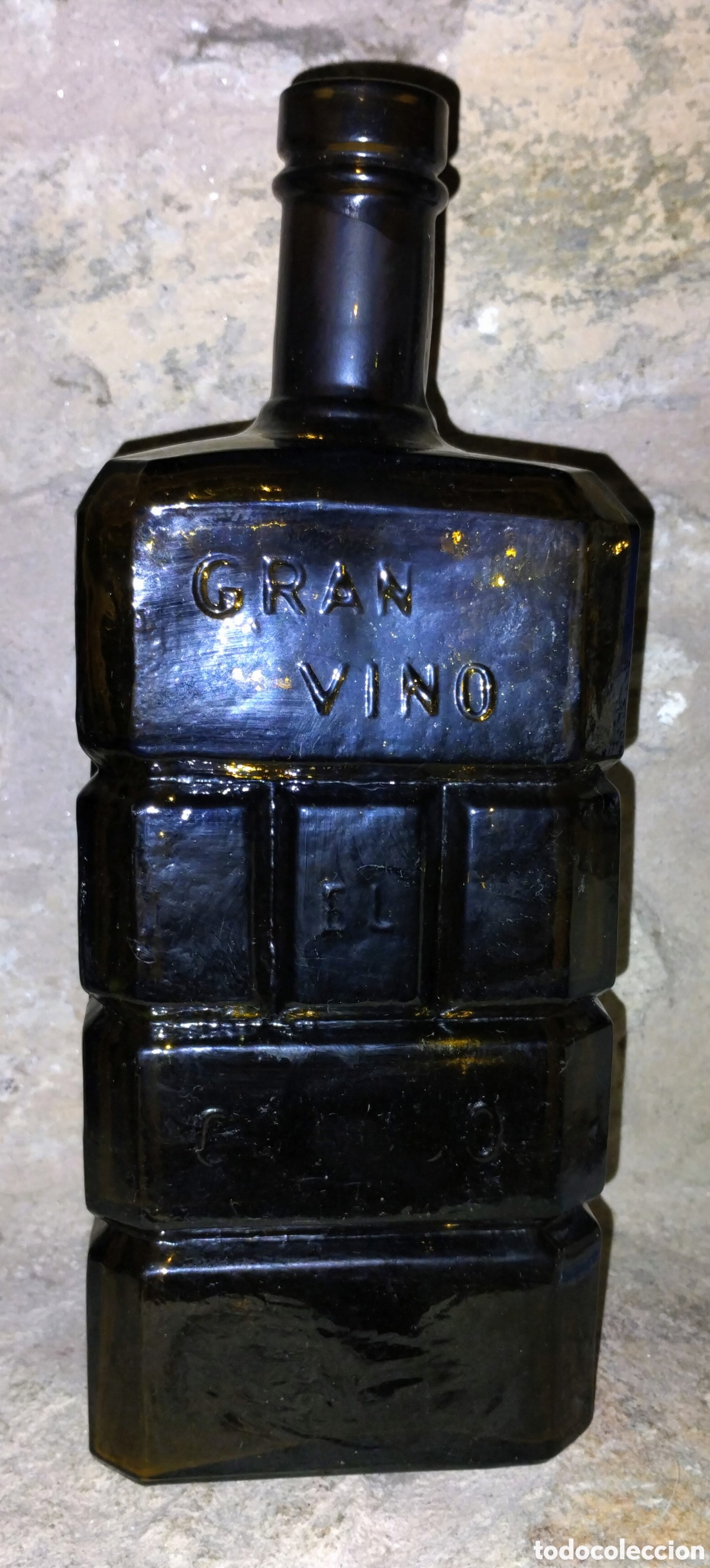 Collectionnisme d'Autres Bouteilles et Boissons : antigua BOTELLA &rdquo;GRAN VINO EL COLOSO&rdquo; 27 cms de alta A&Ntilde;OS 60 en BUEN ESTADO con pocas se&ntilde;ales de uso