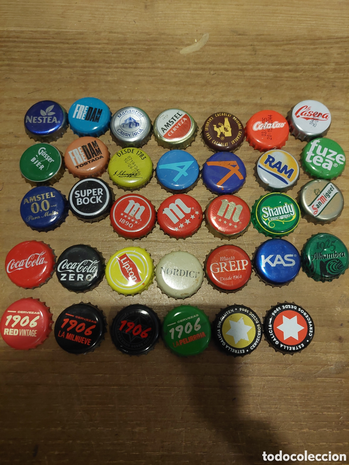 Otras Botellas y Bebidas Antiguas de colecci&oacute;n: 35 CHAPAS ESPA&Ntilde;A CERVEZA, REFRESCO