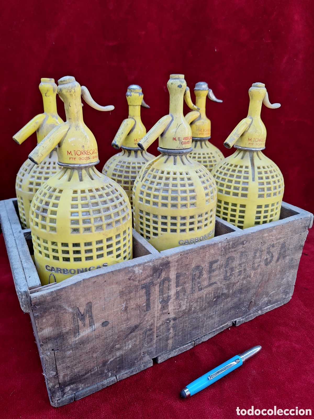 Otras Botellas y Bebidas Antiguas de colecci&oacute;n: Caja con 6 sifones de cabeza de plomo M. Torregrosa! Caja y sifon originales! Graus.