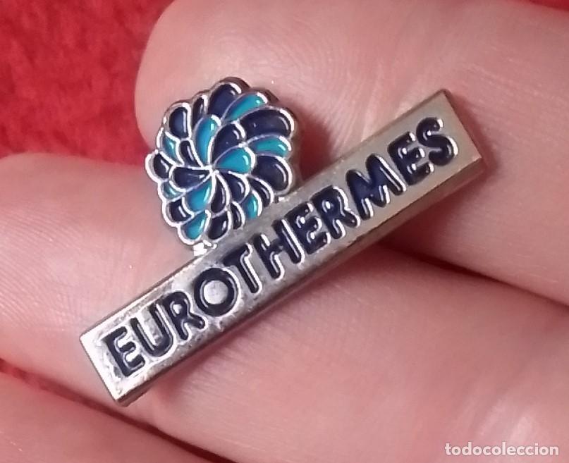 Otras Botellas y Bebidas Antiguas de colecci&oacute;n: BONITO PIN EUROTHERMES, VER FOTO Y DESCRIPCI&Oacute;N &iquest; FRANCIA ? &iquest; FRANCE ?..IDEAL COLECCI&Oacute;N COLECCIONISMO