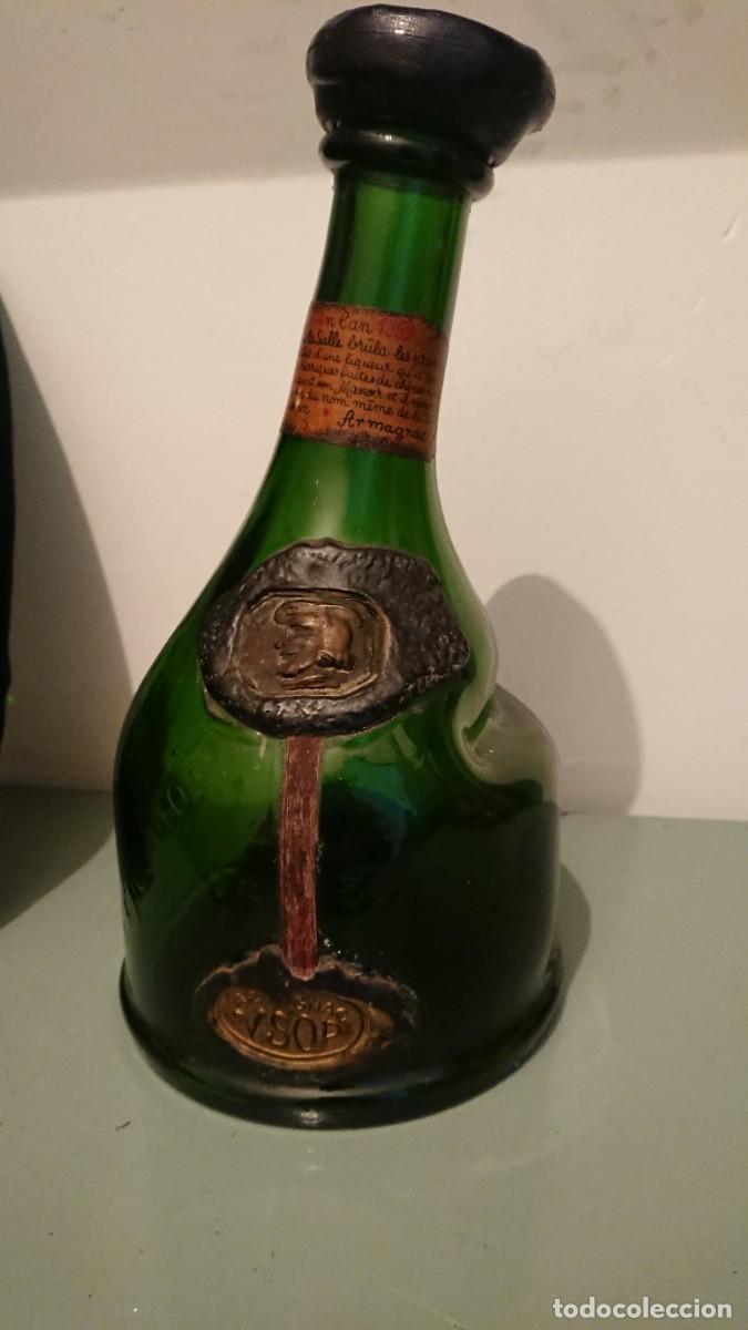 Otras Botellas y Bebidas Antiguas de colecci&oacute;n: BOTELLA DE ARMAGNAC VSOP EXPOSICION UNIVERSAL PARIS 1937 VAC&Iacute;A