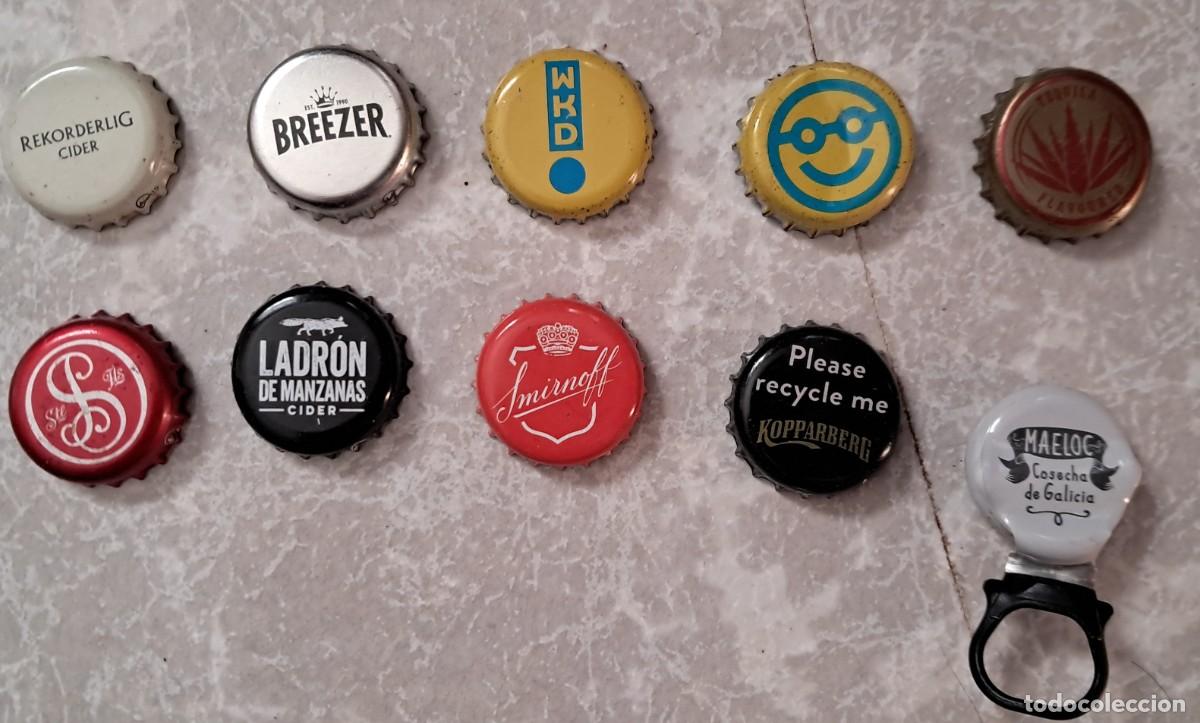 Otras Botellas y Bebidas Antiguas de colecci&oacute;n: lote de 10 chapas de bebidas alcoh&oacute;licas, ladr&oacute;n de manzanas, maeloc, bacardi breezer...