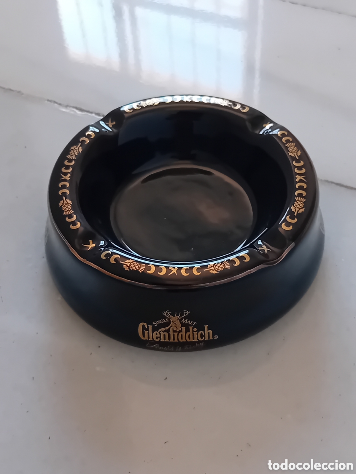 Otras Botellas y Bebidas Antiguas de colecci&oacute;n: CENICERO WHISKY GLENFIDDICH NEGRO CON LETRAS DORADAS. NUEVO A ESTRENAR