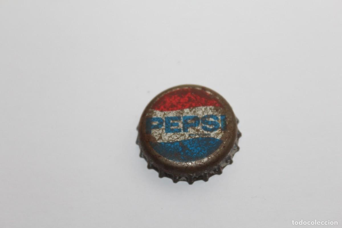 Otras Botellas y Bebidas Antiguas de colecci&oacute;n: ANTIGUA CHAPA PEPSI COLECCION ZOO - AGUILA N&ordm; 24
