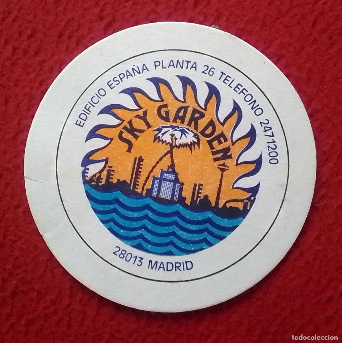 Otras Botellas y Bebidas Antiguas de colecci&oacute;n: ANTIGUO POSAVASOS OLD COASTER MAT SKY GARDEN EDIFICIO ESPA&Ntilde;A PLANTA 26 MADRID SPAIN ESPAGNE SPANIEN.