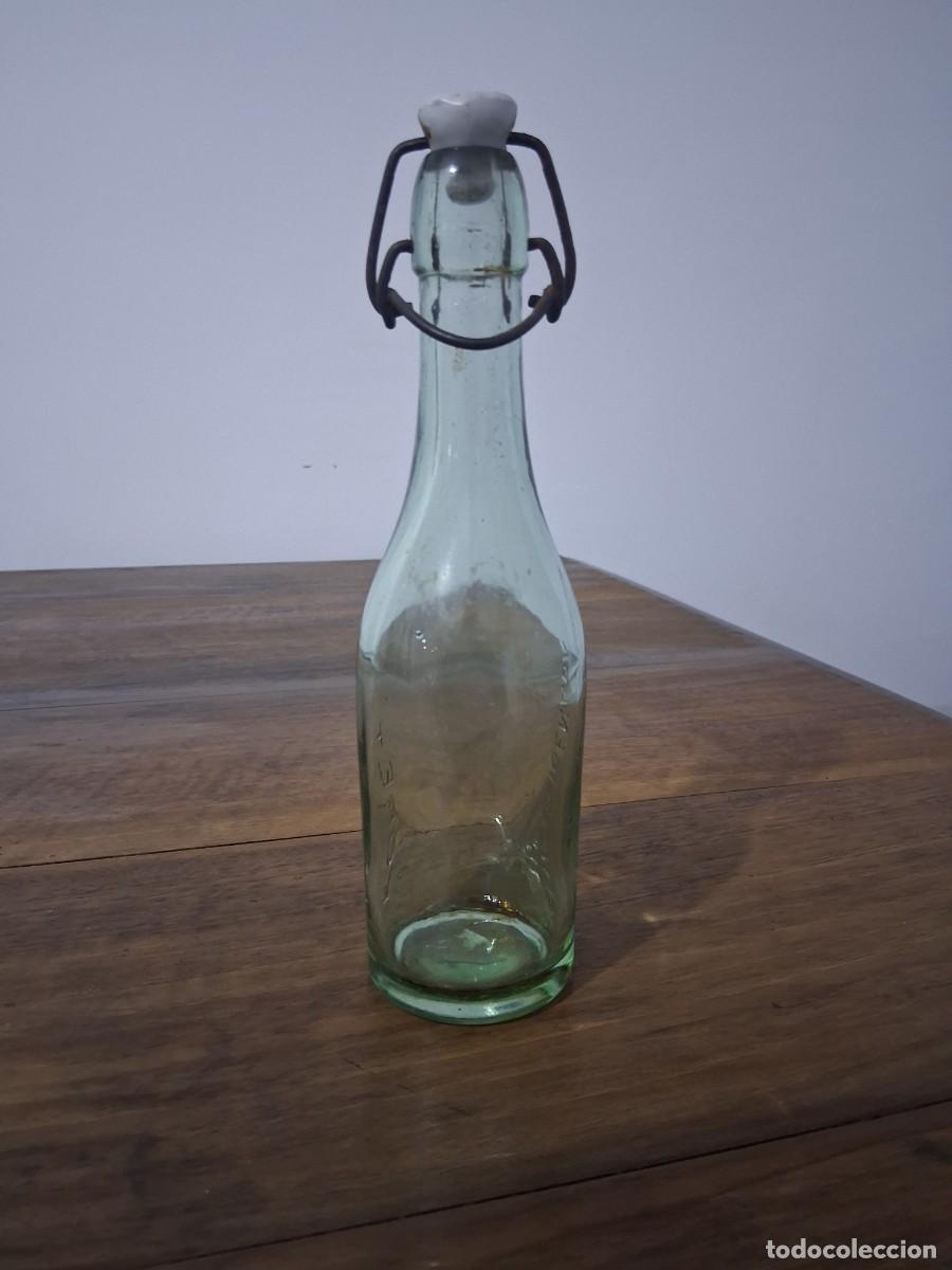 Otras Botellas y Bebidas Antiguas de colecci&oacute;n: Botella de agua oxigenada FORET con tapon muy antiguo de porcelana medicamento medicina