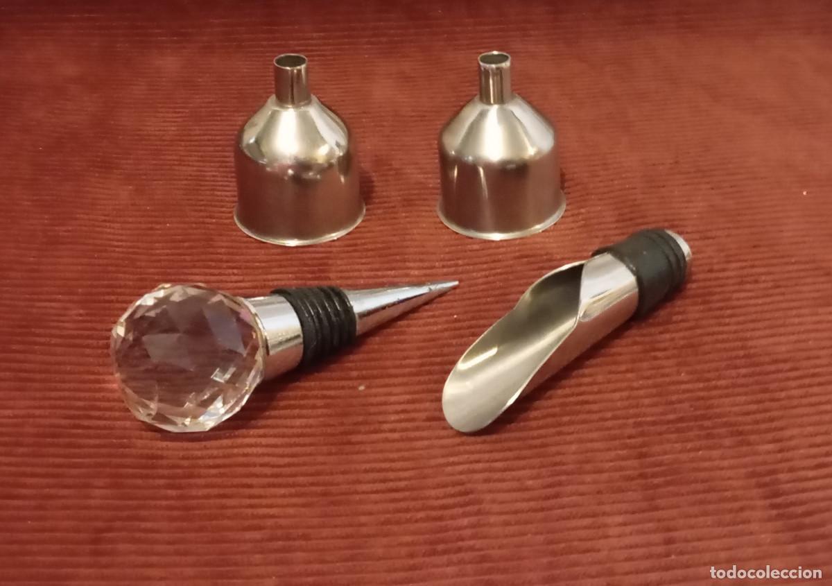 Otras Botellas y Bebidas Antiguas de colecci&oacute;n: Accesorios para vino: tap&oacute;n, aireador y embudos