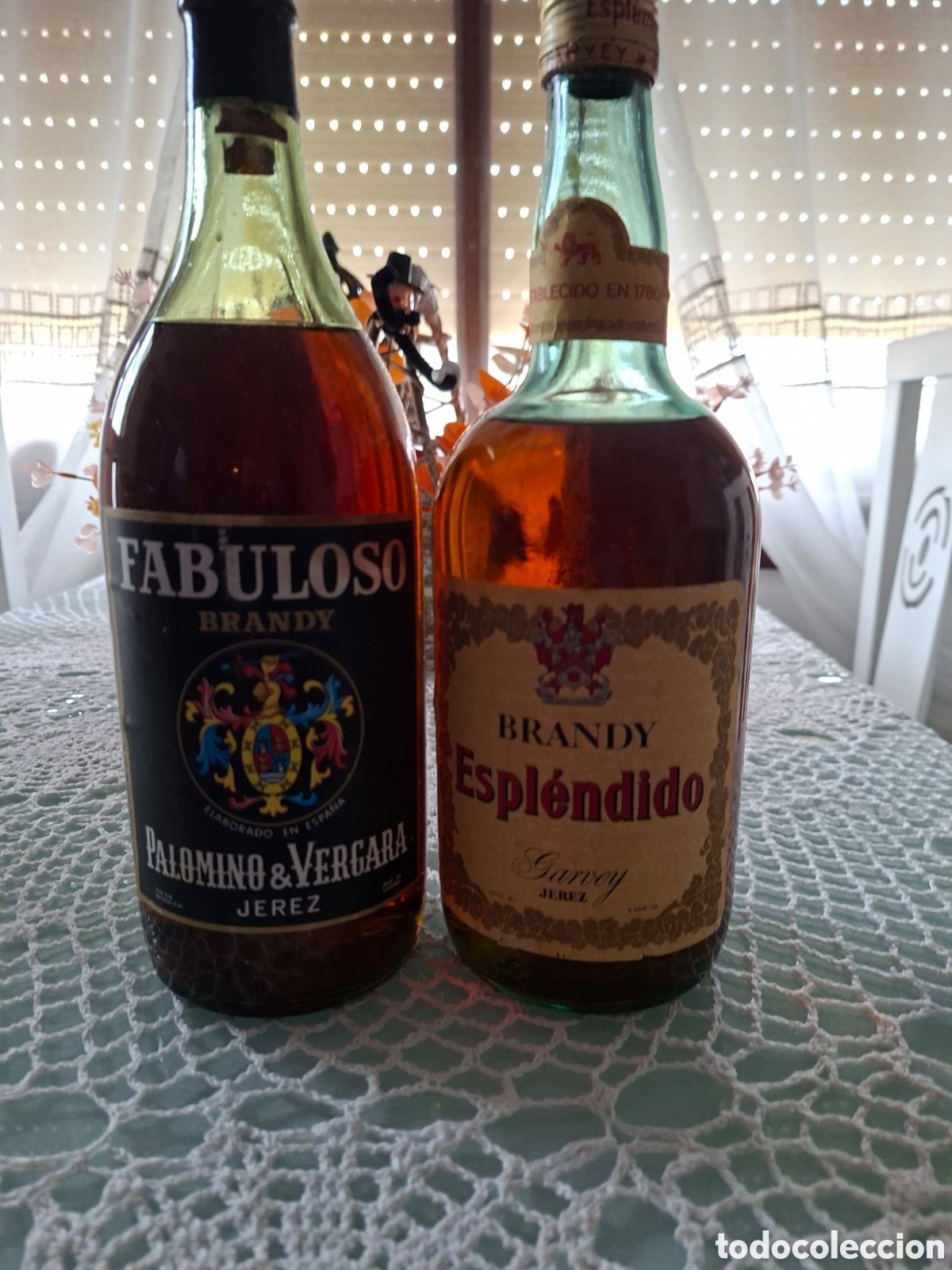 Otras Botellas y Bebidas Antiguas de colecci&oacute;n: Lote dos botellas sin abrir muy biejas