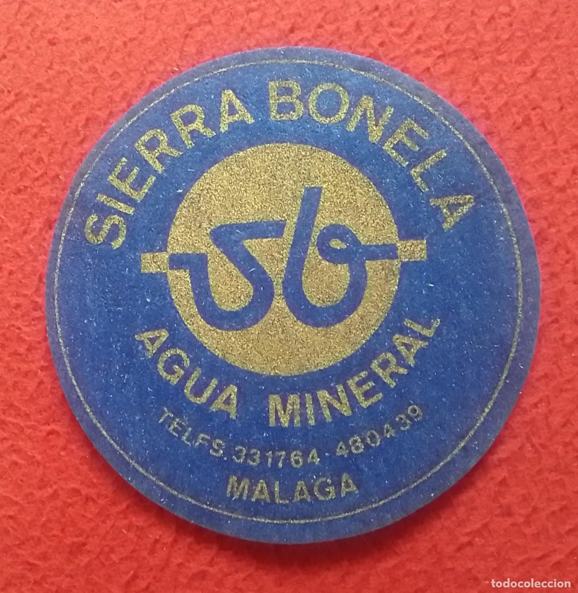 Otras Botellas y Bebidas Antiguas de colecci&oacute;n: ANTIGUO POSAVASOS OLD COASTER MAT SIERRA BONELA AGUA MINERAL M&Aacute;LAGA SB...WATER..ANDALUSIA SPAIN...