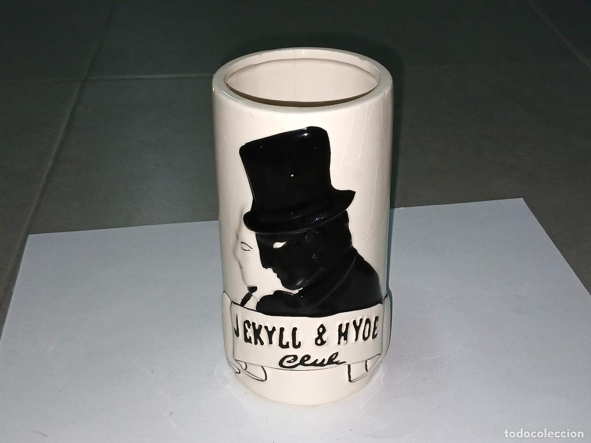 Otras Botellas y Bebidas Antiguas de colecci&oacute;n: Decoraci&oacute;n vintage. Vaso whisky Jekill y Hyde, 15.3 cm de alto, 8 cm de di&aacute;metro