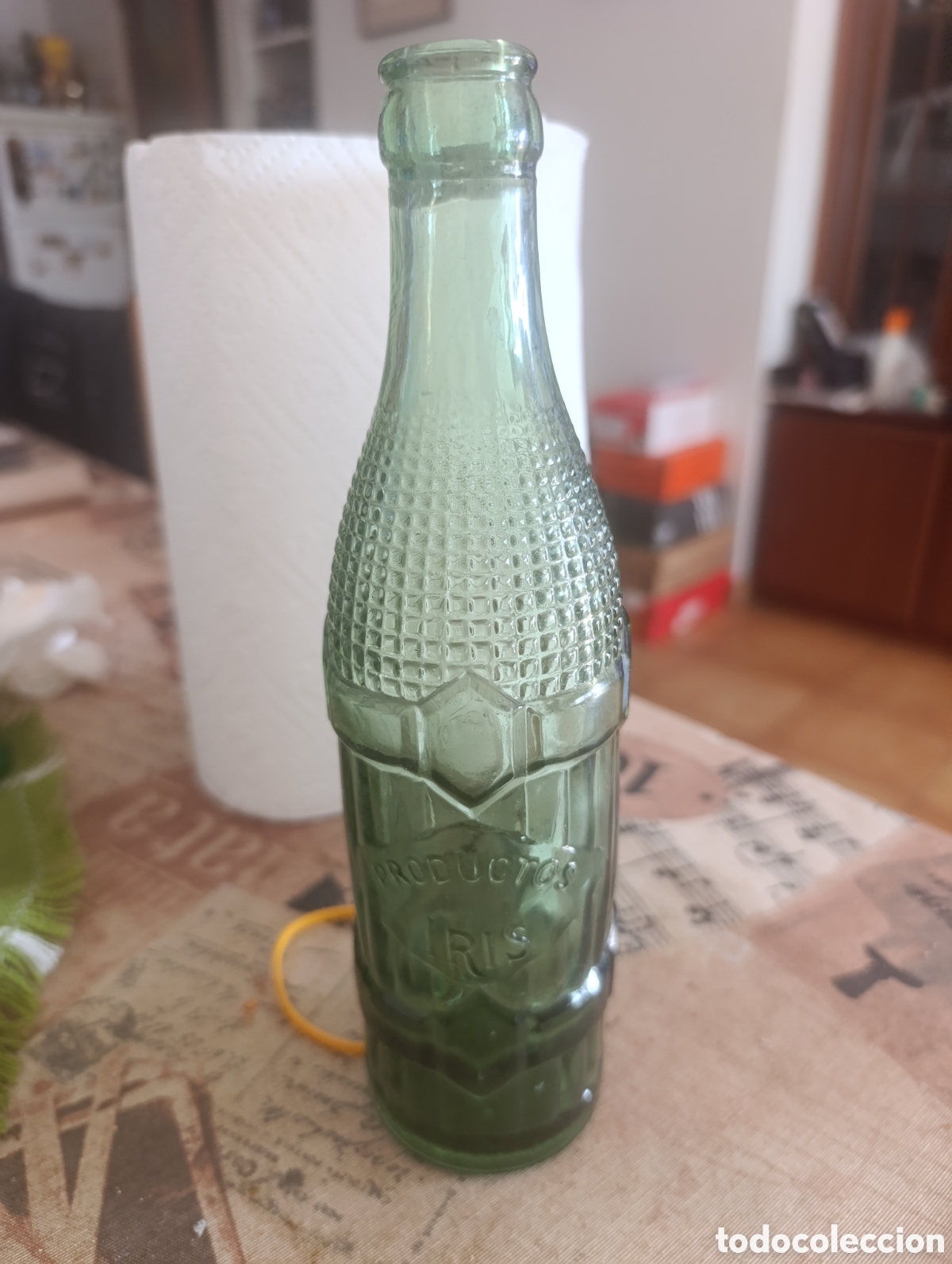 Otras Botellas y Bebidas Antiguas de colecci&oacute;n: Muy rara botella Productos Iris