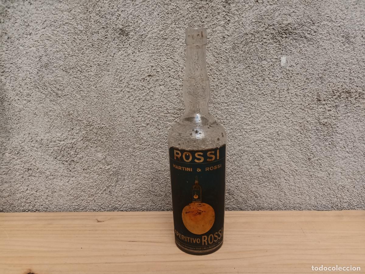 Otras Botellas y Bebidas Antiguas de colecci&oacute;n: ANTIGUA BOTELLA APERITIVO ROSSI. ELABORADO POR VERMOUTH MARTINI & ROSSI. BARCELONA