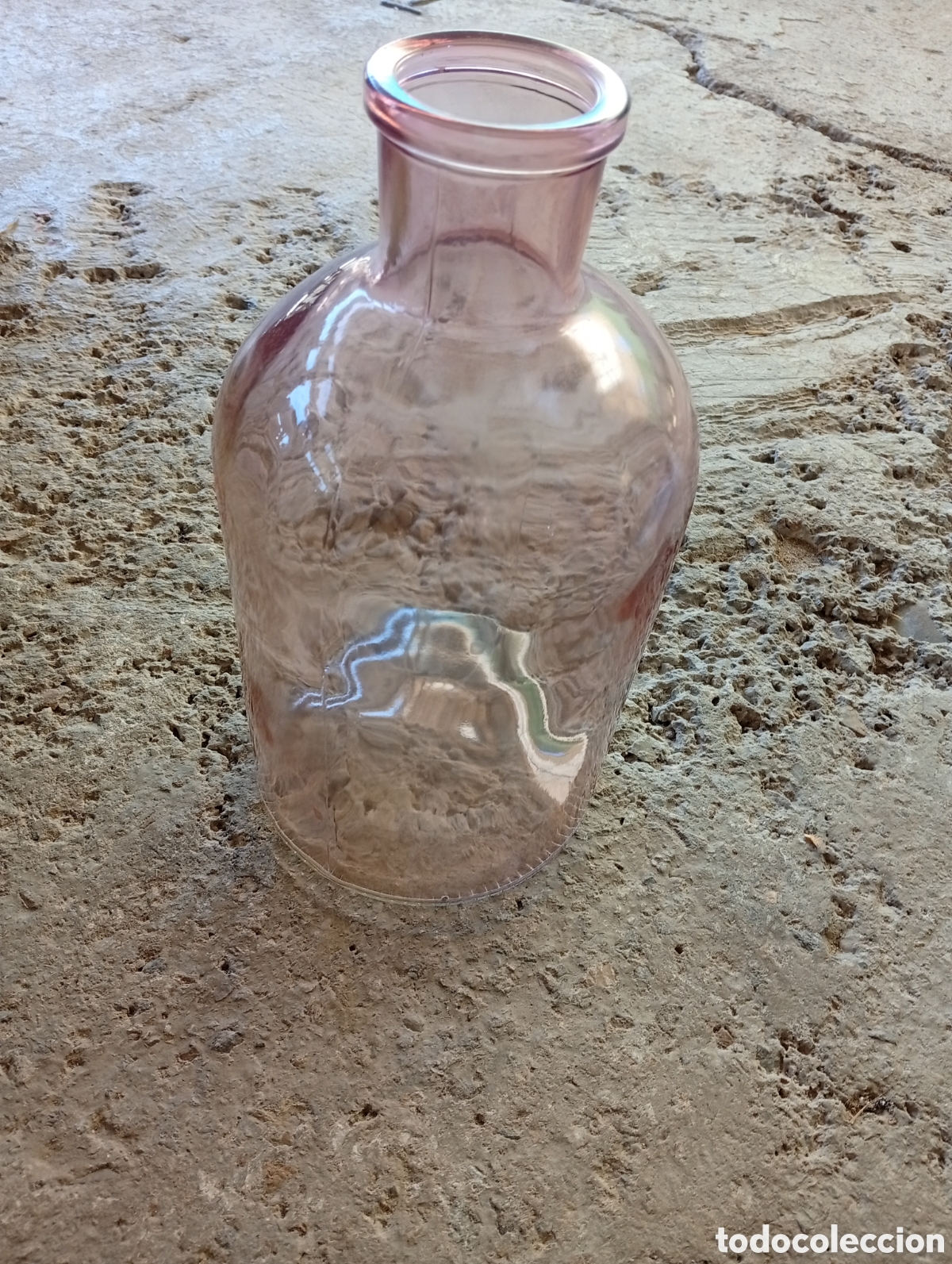 Otras Botellas y Bebidas Antiguas de colecci&oacute;n: Jarr&oacute;n cristal rosado