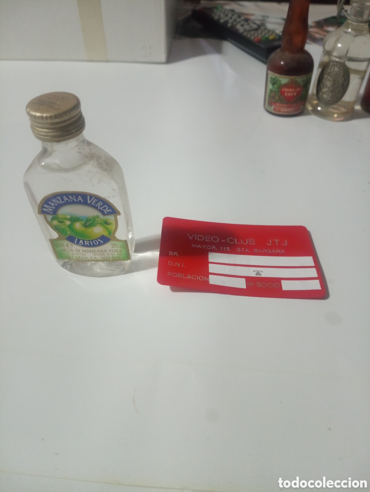 Otras Botellas y Bebidas Antiguas de colecci&oacute;n: Botell&iacute;n manzana verde larios