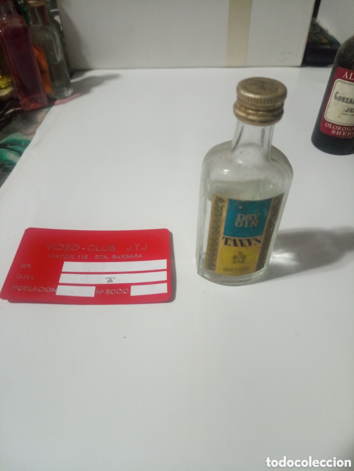 Otras Botellas y Bebidas Antiguas de colecci&oacute;n: Botell&iacute;n dry gin tanns