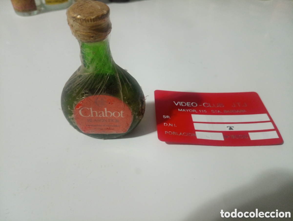 Otras Botellas y Bebidas Antiguas de colecci&oacute;n: Botell&iacute;n chabot blas&oacute;n dor