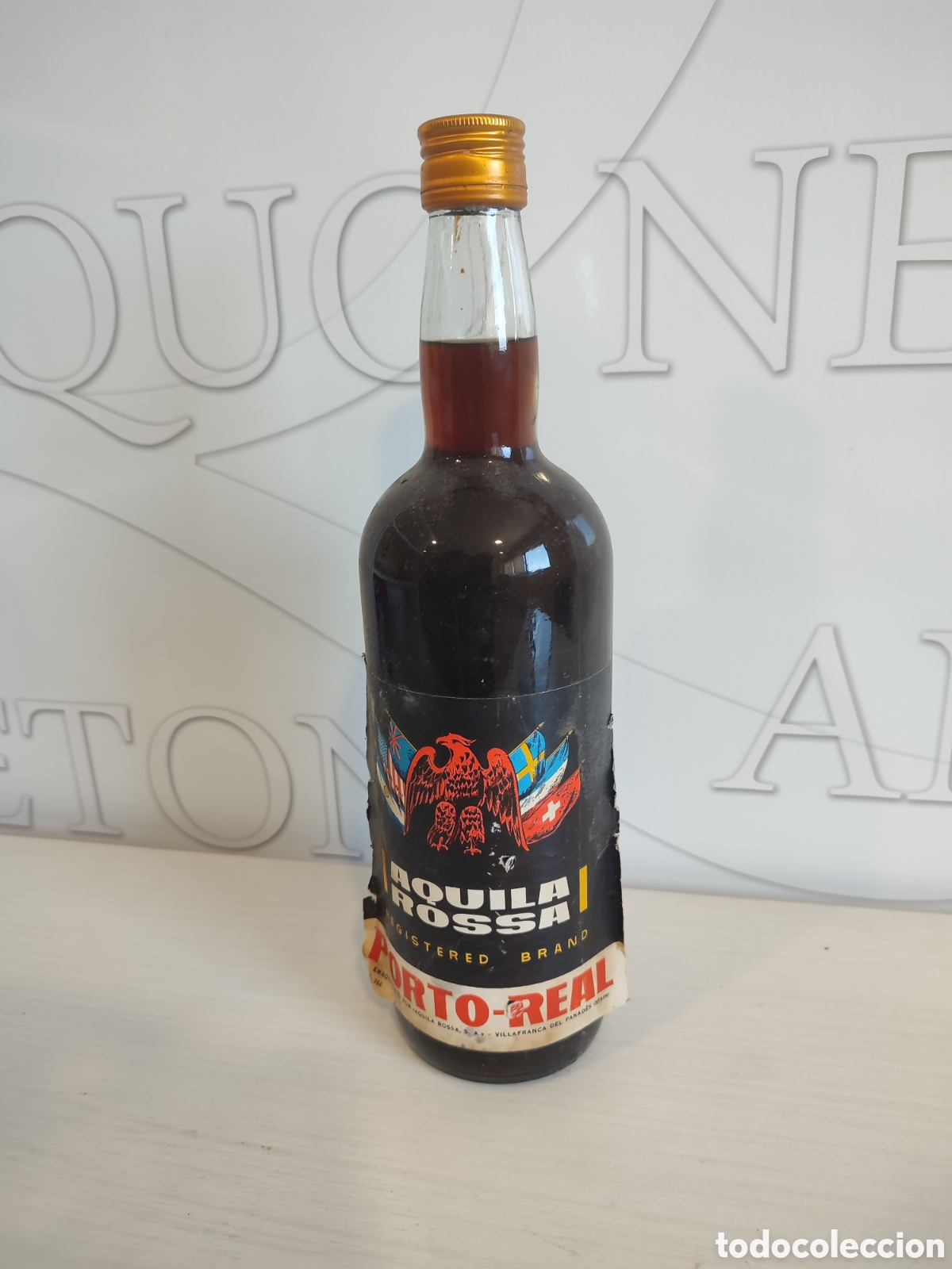 Otras Botellas y Bebidas Antiguas de colecci&oacute;n: Rara botella tipo bermou Aquila Rossa Espa&ntilde;a