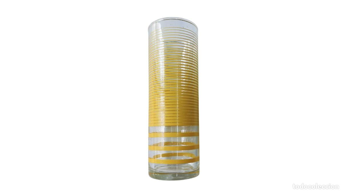 Otras Botellas y Bebidas Antiguas de colecci&oacute;n: VASO LONG DRINK CON FRANJAS AMARILLAS - VIDRIO TRANSPARENTE - DISE&Ntilde;O ESPIRAL - VINTAGE A&Ntilde;OS 70-80