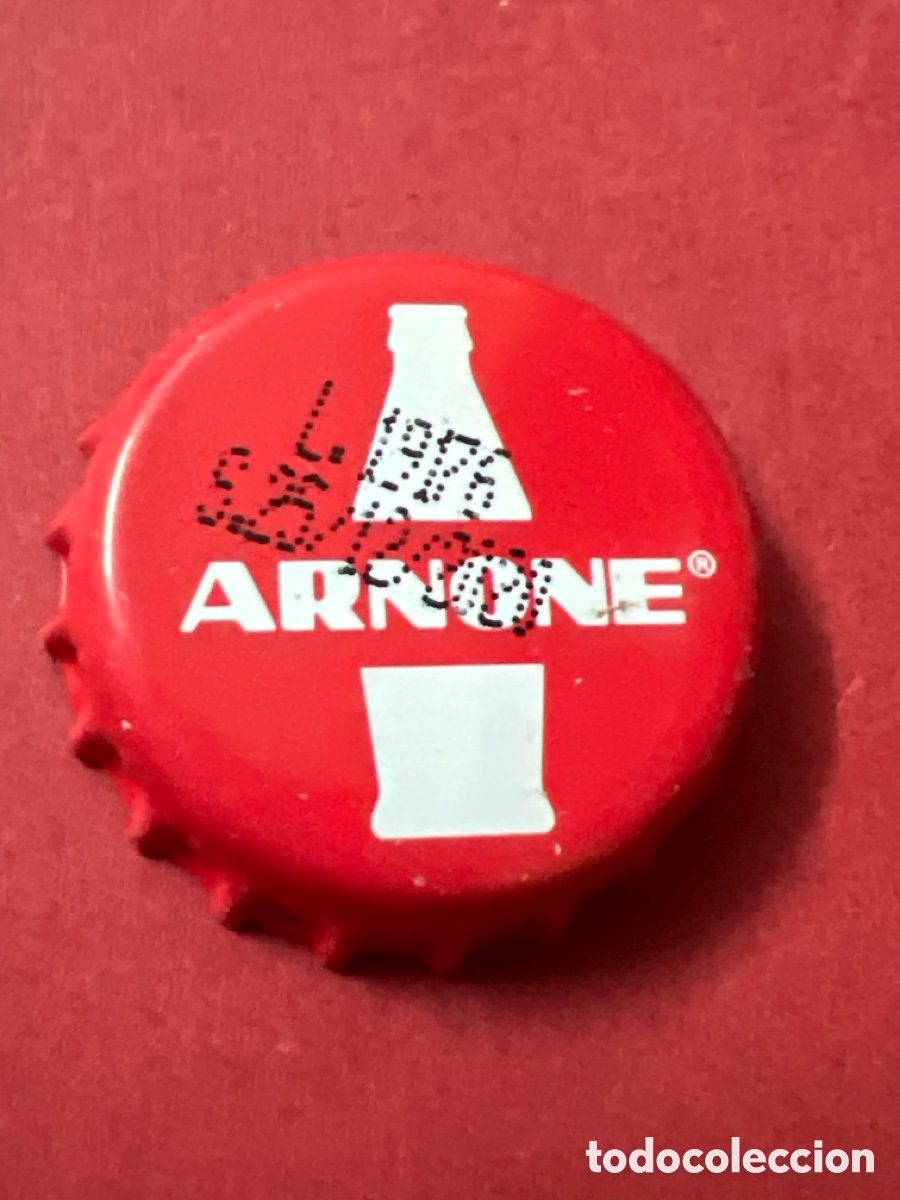Otras botellas y bebidas antiguas de colecci&oacute;n: T4/X73/D3. CHAPA - Soda/Refresco Arnone