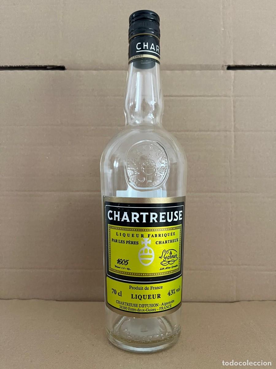 Otras botellas y bebidas antiguas de colecci&oacute;n: Chartreuse Empty Bottles - Botella Vacia