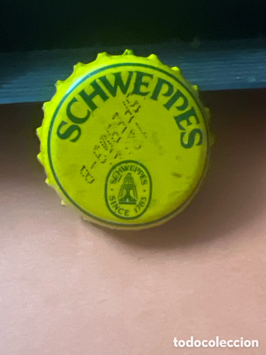 Otras botellas y bebidas antiguas de colecci&oacute;n: T4/X91/C4. Chapa para botella refresco SCHWEPPES