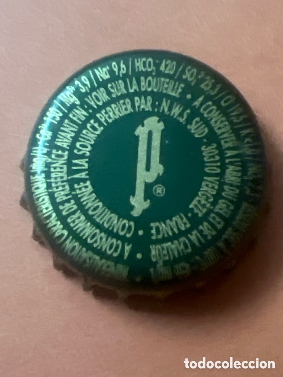 Otras botellas y bebidas antiguas de colecci&oacute;n: T4/X101/N5. Chapa Agua Mineral Carbonatada PERRIER