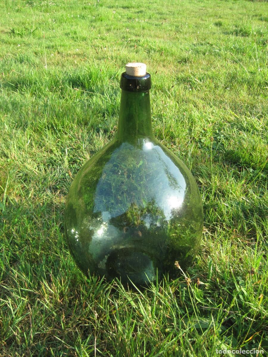 Otras botellas y bebidas antiguas de colecci&oacute;n: BONITA DAMAJUANA DE CRISTAL - BARCELONA V.I.B. - GARRAFA - FRASCA