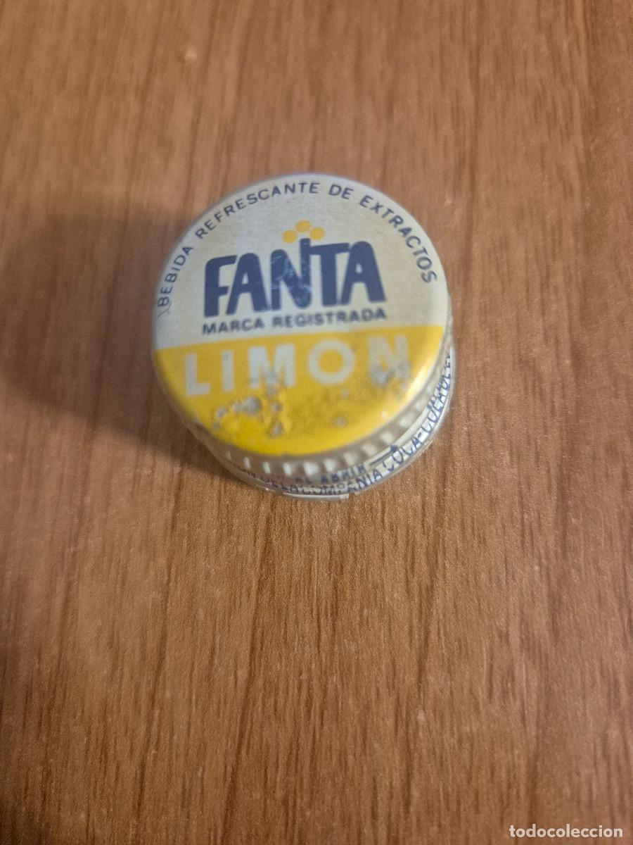 Otras botellas y bebidas antiguas de colecci&oacute;n: TAPON ROSCA FANTA LIMON.