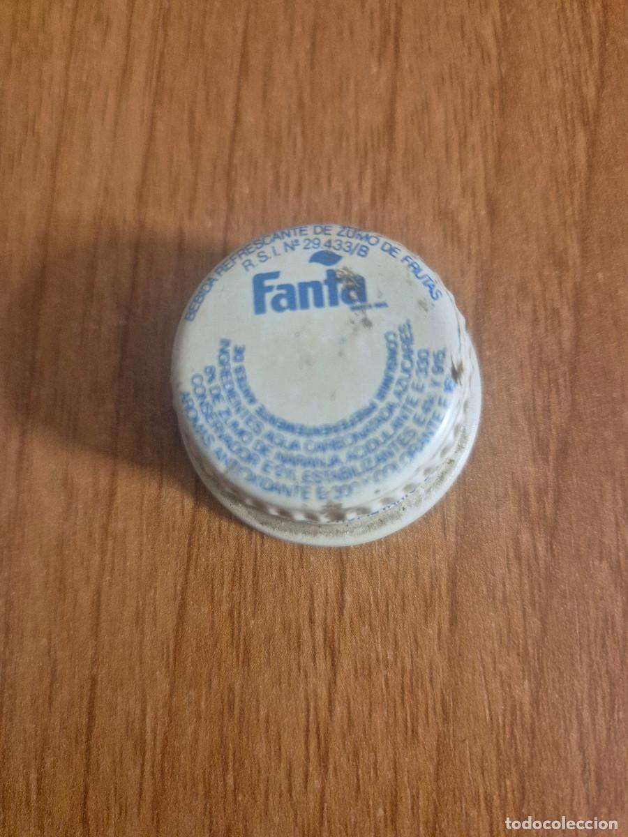 Otras botellas y bebidas antiguas de colecci&oacute;n: TAPON ROSCA FANTA NARANJA.