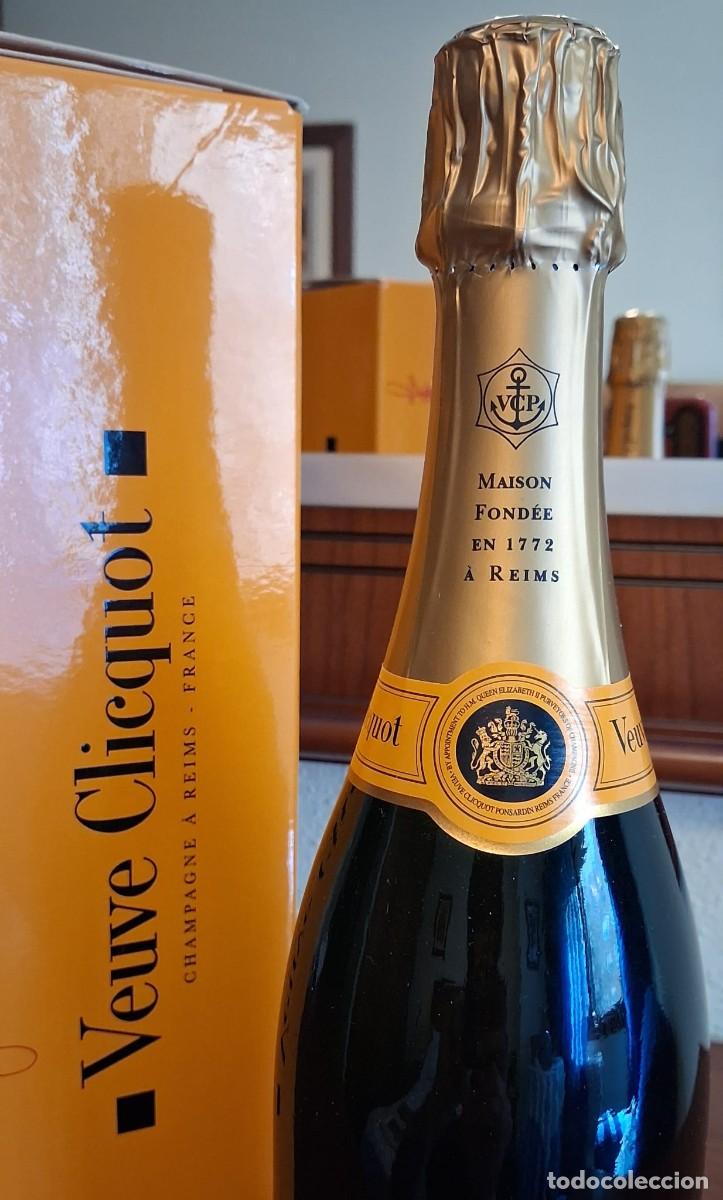 Otras botellas y bebidas antiguas de colecci&oacute;n: Botella champ&aacute;n frances veuve clicquot ponsardin brut yellow label