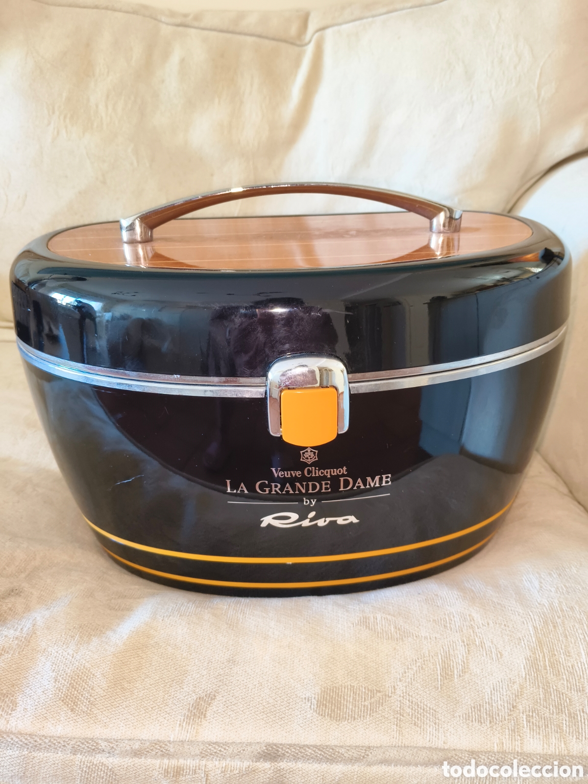 Otras botellas y bebidas antiguas de colecci&oacute;n: Malet&iacute;n Edici&oacute;n Limitada Veuve Clicquot &rdquo;La Grande Dame&rdquo; by Riva Collection