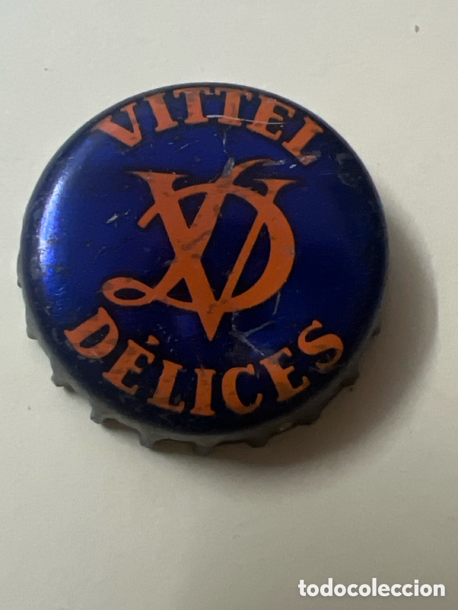 Otras botellas y bebidas antiguas de colecci&oacute;n: T4/X129/A3. CHAPA AGUA - VD Vittel D&eacute;lices