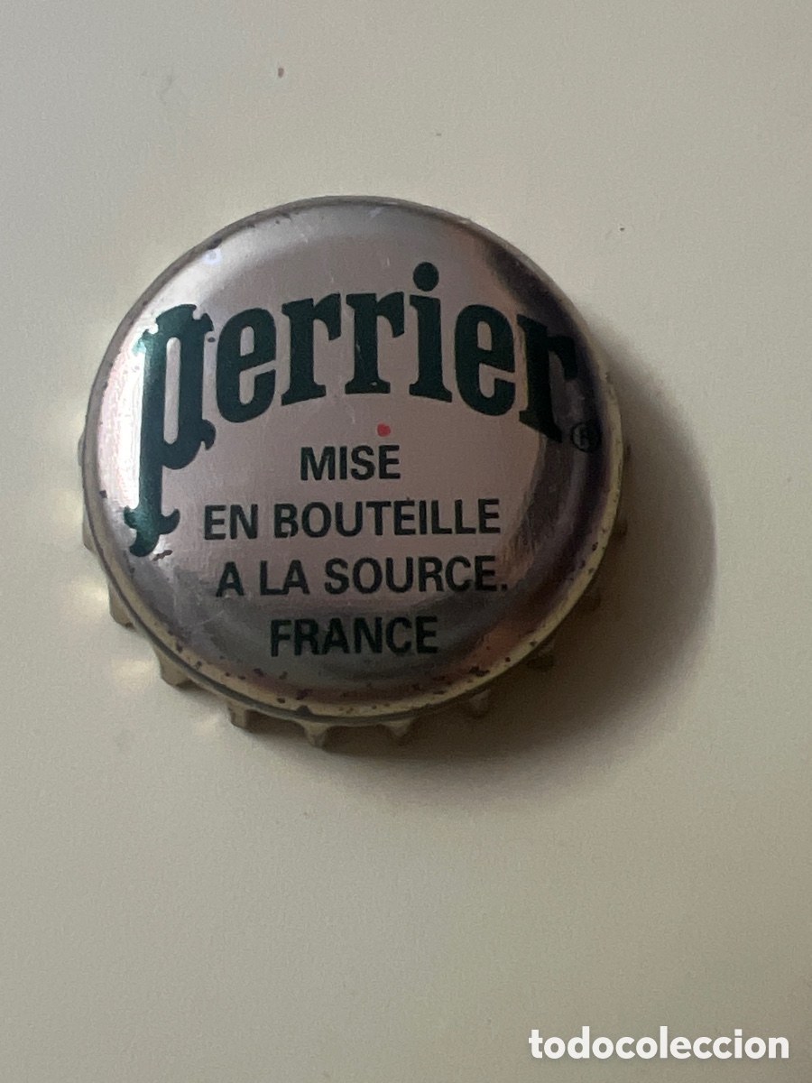 Otras botellas y bebidas antiguas de colecci&oacute;n: T4/X129/B2. CHAPA AGUA - Perrier Mise en bouteille a la source France