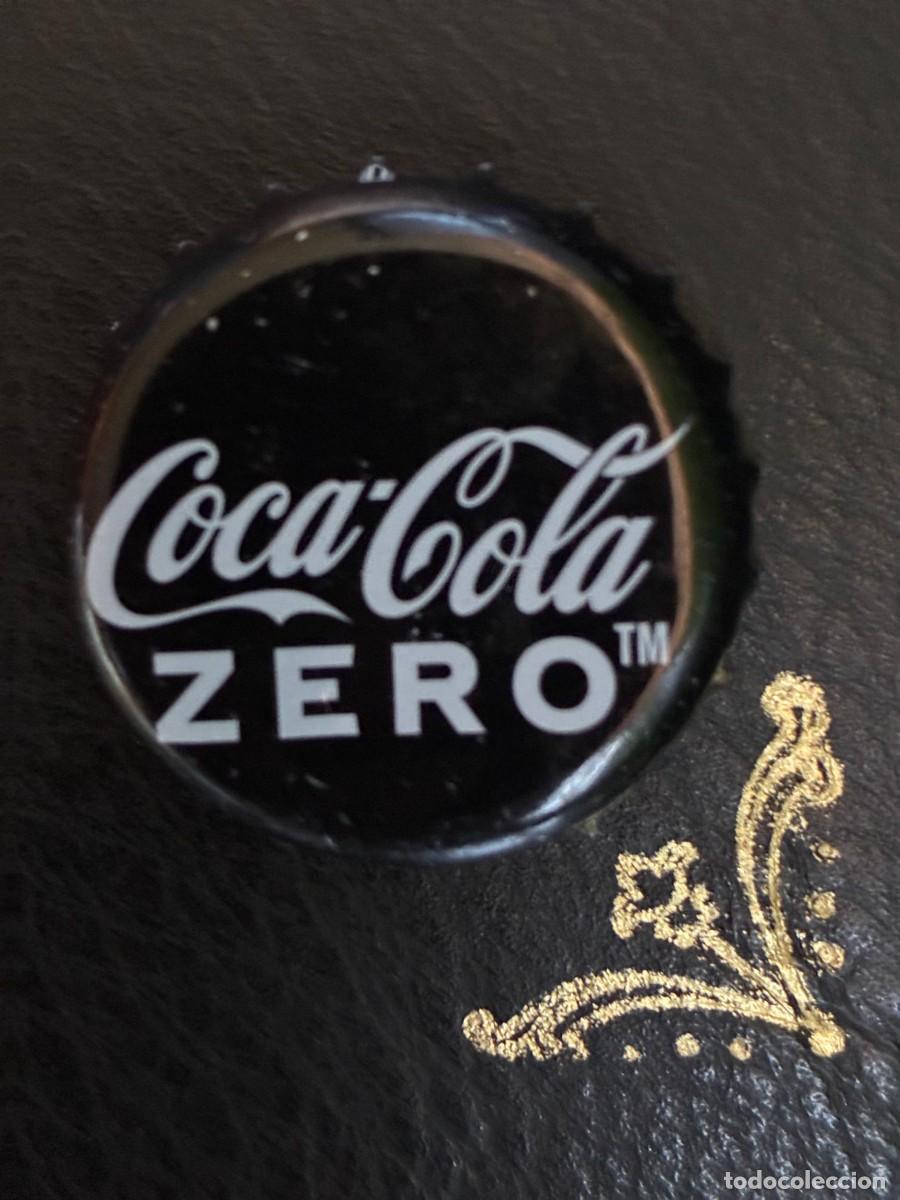 Otras botellas y bebidas antiguas de colecci&oacute;n: chapa de COCA COLA ZERO NEGRA BOTTLE CAP usada