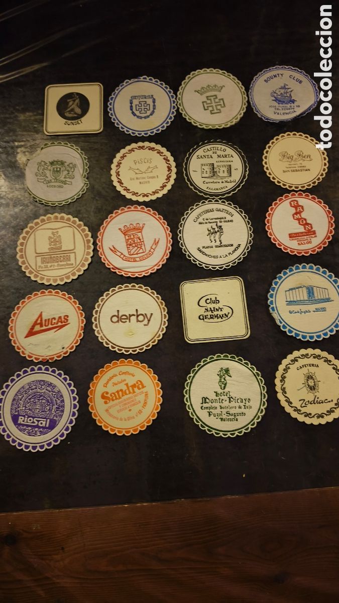 Otras botellas y bebidas antiguas de colecci&oacute;n: 20 antiguos posavasos de bares espa&ntilde;oles vintage