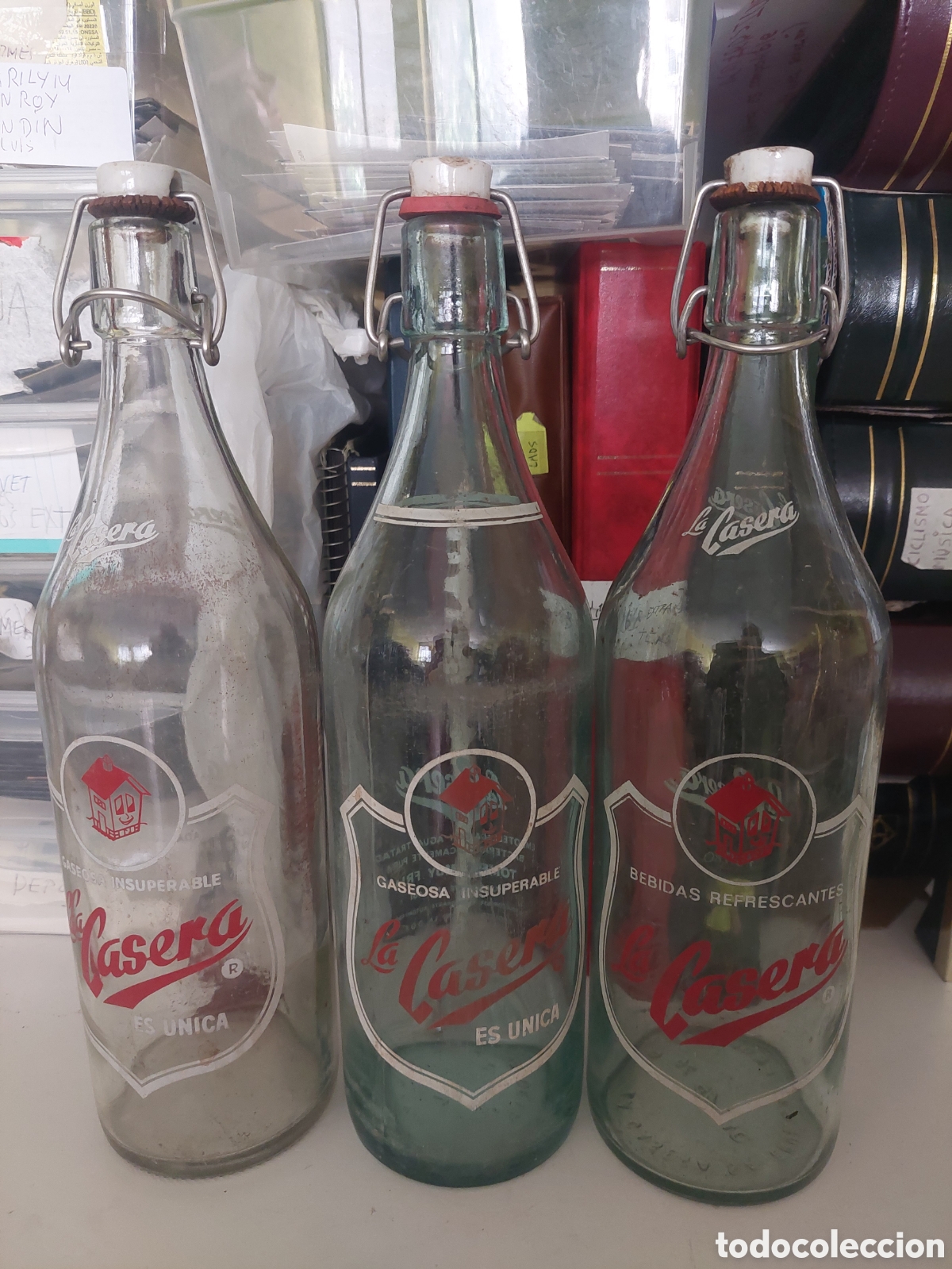 Otras botellas y bebidas antiguas de colecci&oacute;n: LA CASERA TRES BOTELLAS DIFERENTES
