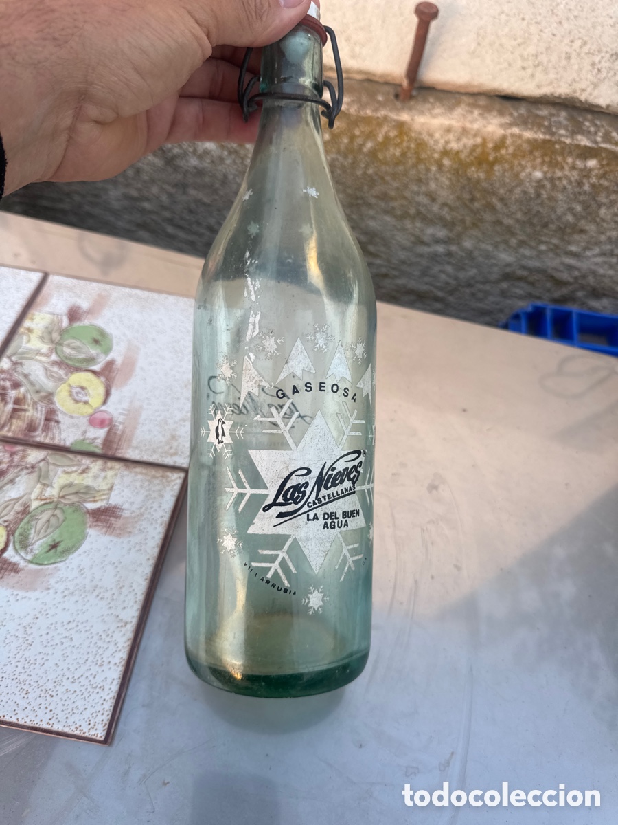 Otras botellas y bebidas antiguas de colecci&oacute;n: Botella de gaseosa las Nieves, Villarrubia de los Ojos