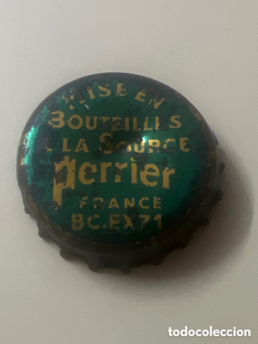 Otras botellas y bebidas antiguas de colecci&oacute;n: B164. CHAPA AGUA - Perrier Mise en Bouteilles a la Source France