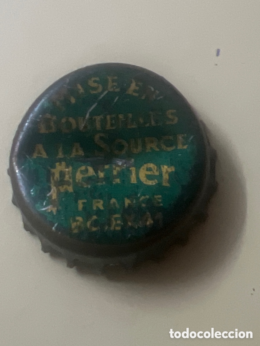 Otras botellas y bebidas antiguas de colecci&oacute;n: B212. CHAPA AGUA - Perrier Mise en Bouteilles a la Source France