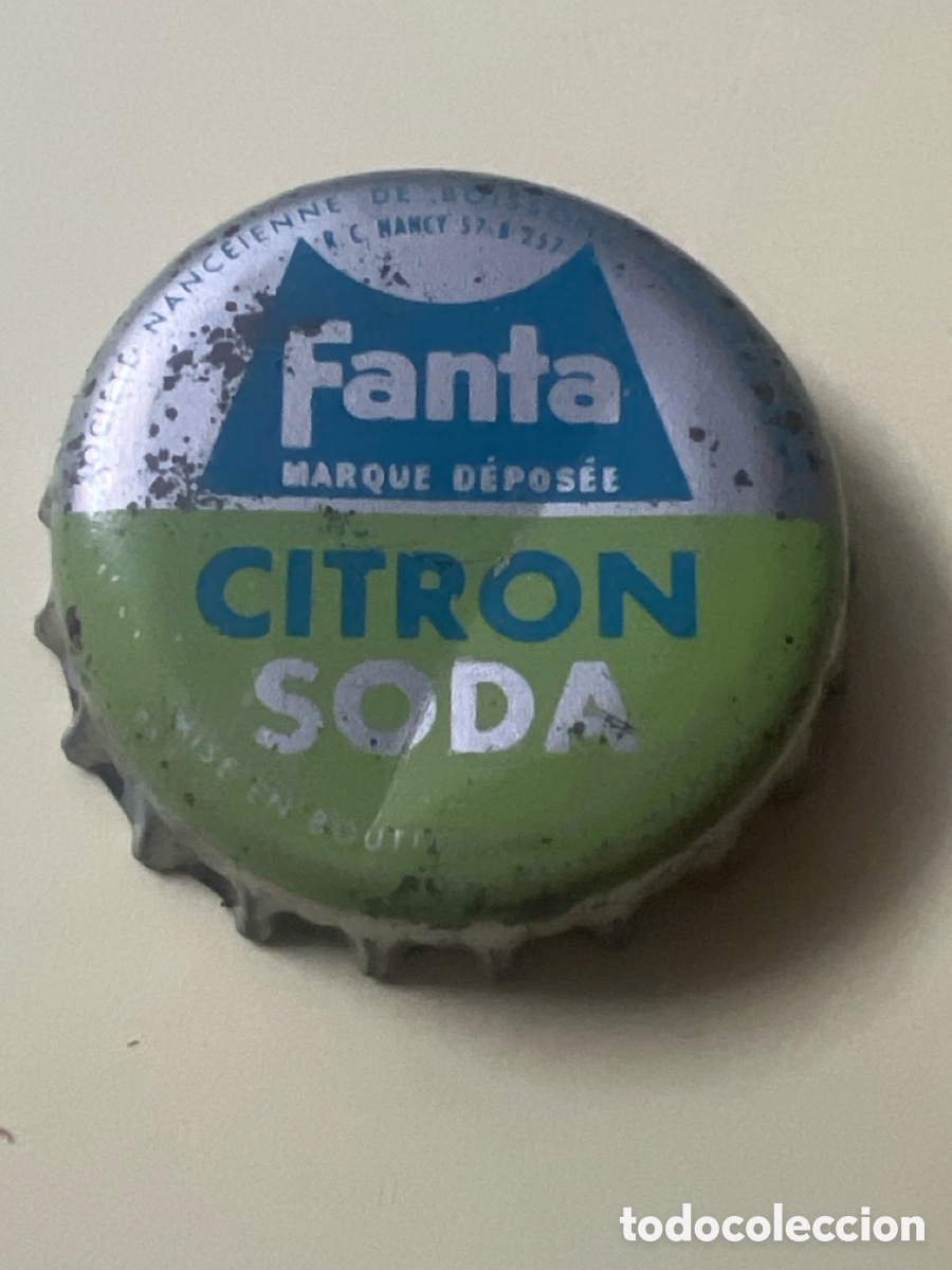 Collecting other Bottles and Drinks: T4/X129/P5. CHAPA SODA REFRESCO - FANTA