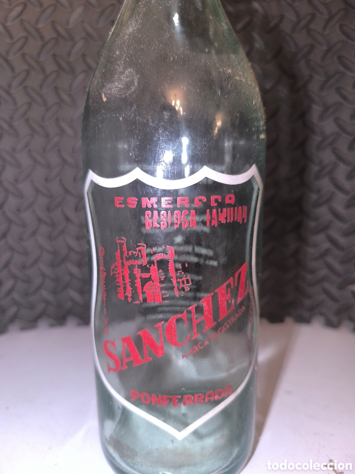 Collecting other Bottles and Drinks: Botella antigua de gaseosa